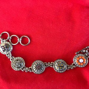 5 snap charms with silver bracelet nwot